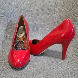 Madden Girl Faux Leather Red Pump 7.5